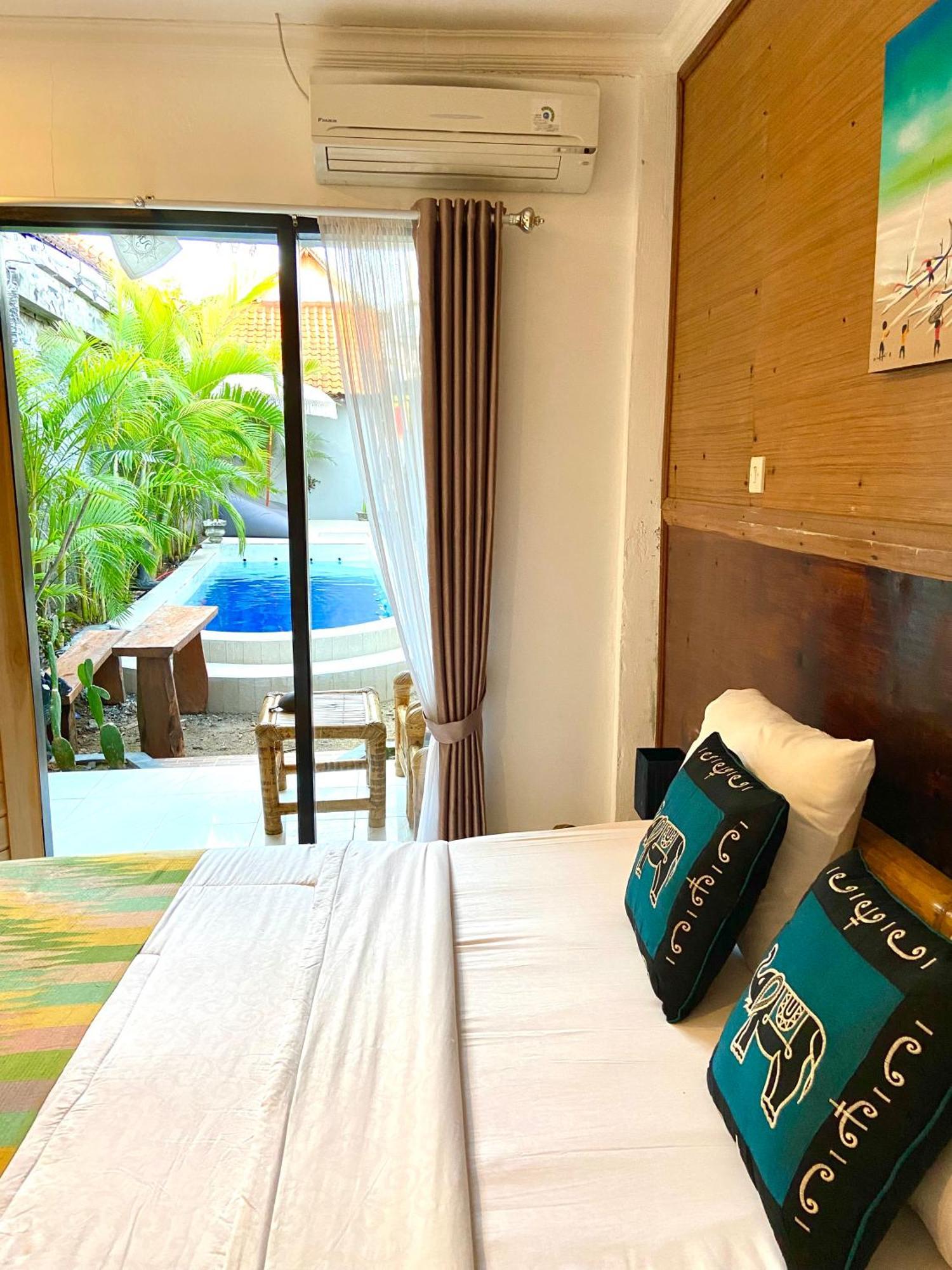 Tropical Garden Inn Batununggul 외부 사진