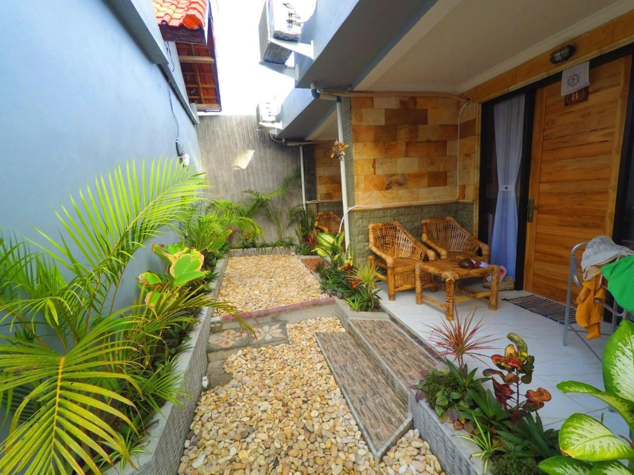 Tropical Garden Inn Batununggul 외부 사진